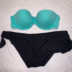 Victoria’s Secret bikini